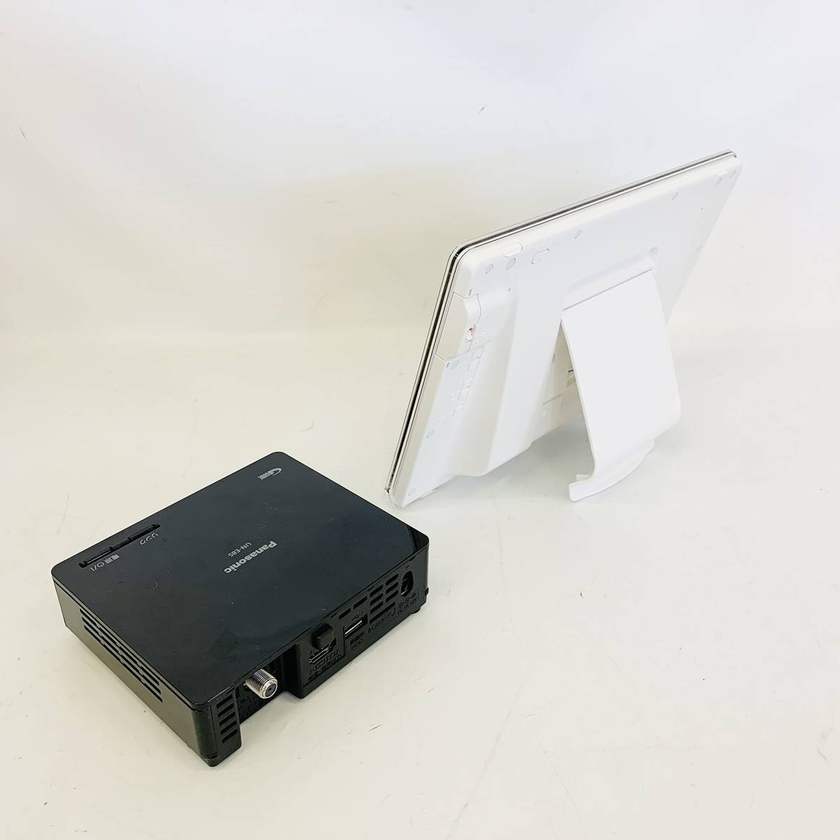 1円スタート】パナソニック 10V型 液晶 テレビ プライベート・ビエラ