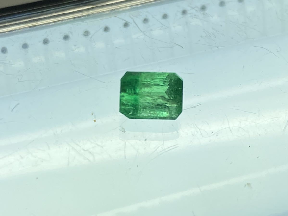 エメラルド ルース　1ct