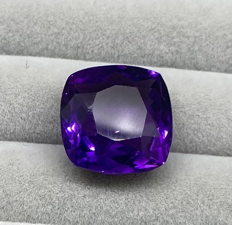 格安SALEスタート！ スリランカ産 ルース. 12.25ct アメシスト