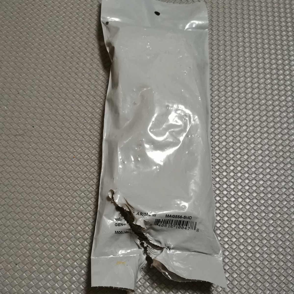 実物 PMAG 30連マガジン スノーホワイト 個人装備 実物 PMAG 30連マガジン スノーホワイト 個人装備