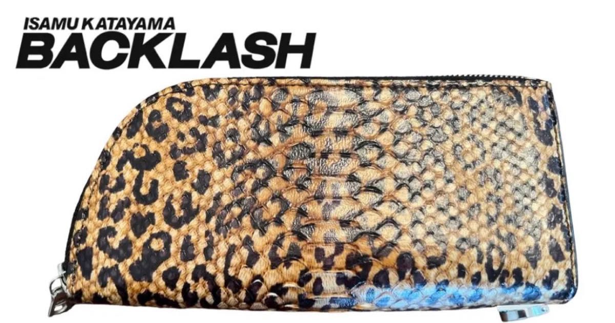 ■ISAMUKATAYAMA BACKLASH■パイソンウォレットラウンドジップ　 ラウンドファスナー長財布 蛇柄　イサムカタヤマ