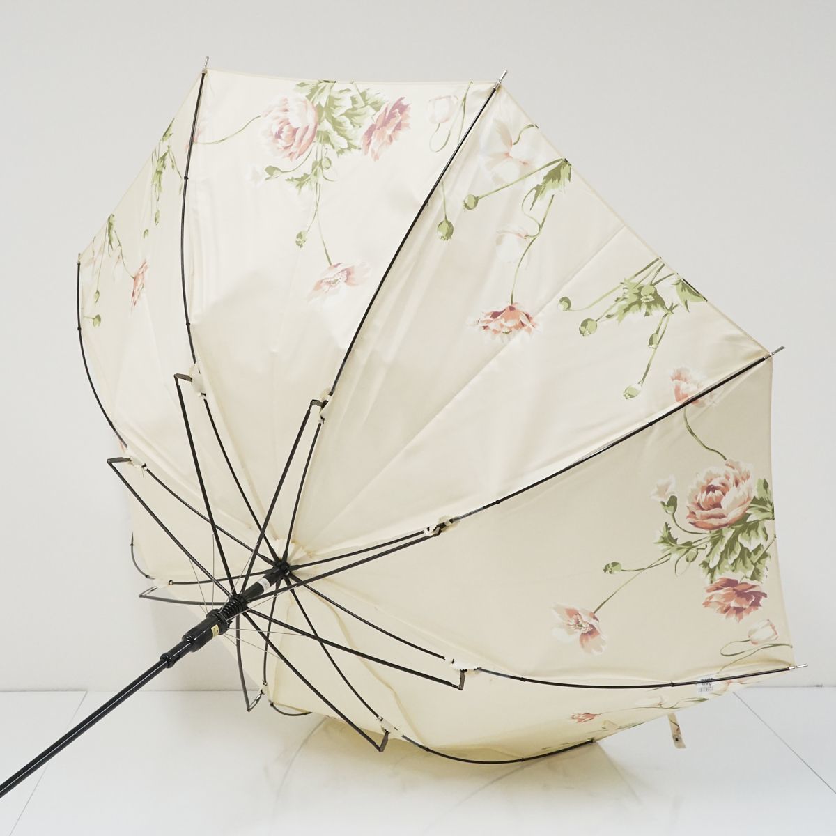 選べるサイズ展開! 美品 CHARLES JOURDAN 傘 綺麗 - venda4u.com.br