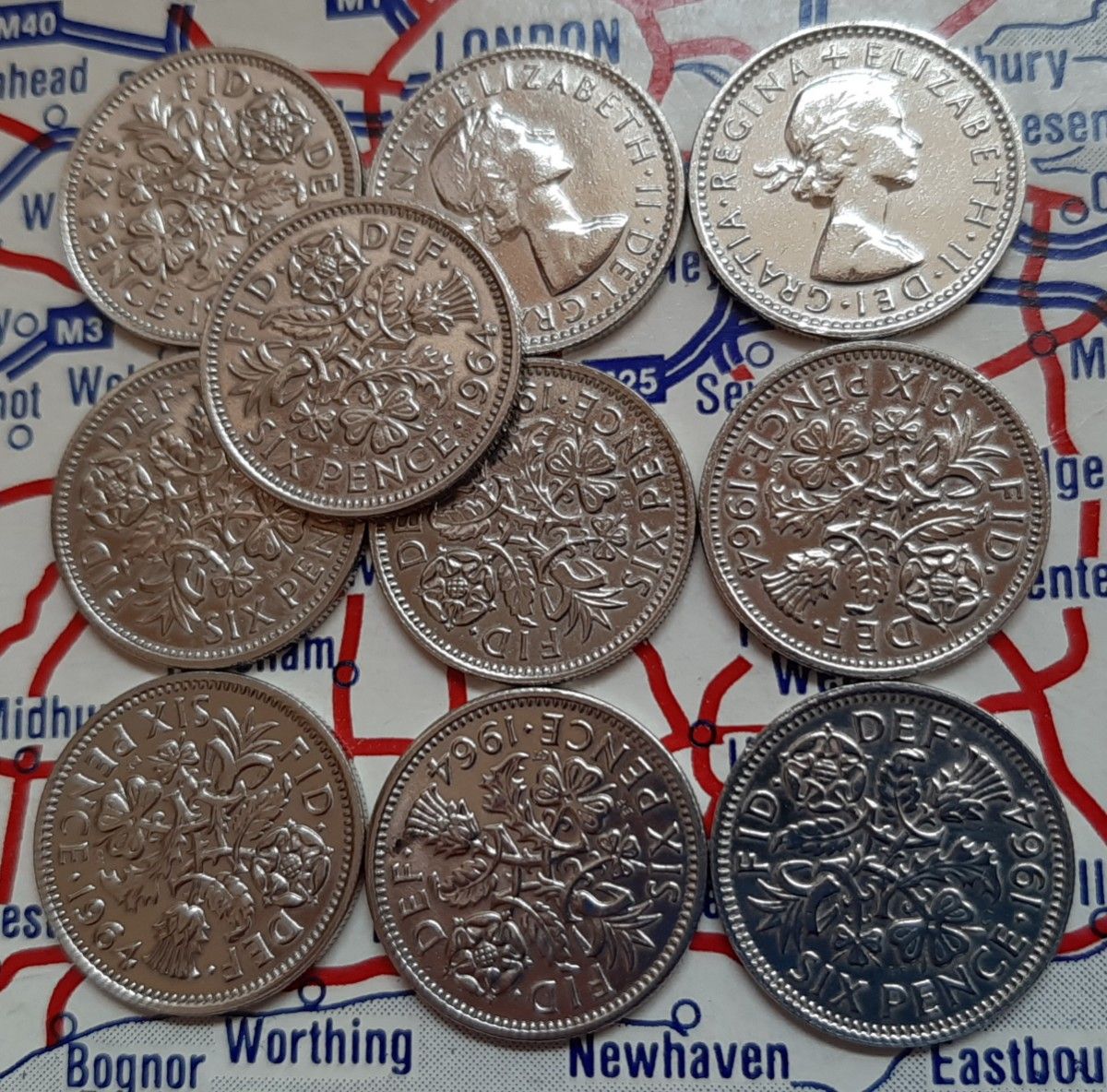 10コインセットシックスペンス イギリス 1964年 ラッキー6ペンス 英国コイン 美品です 本物 19.5mm 2.8gram 
