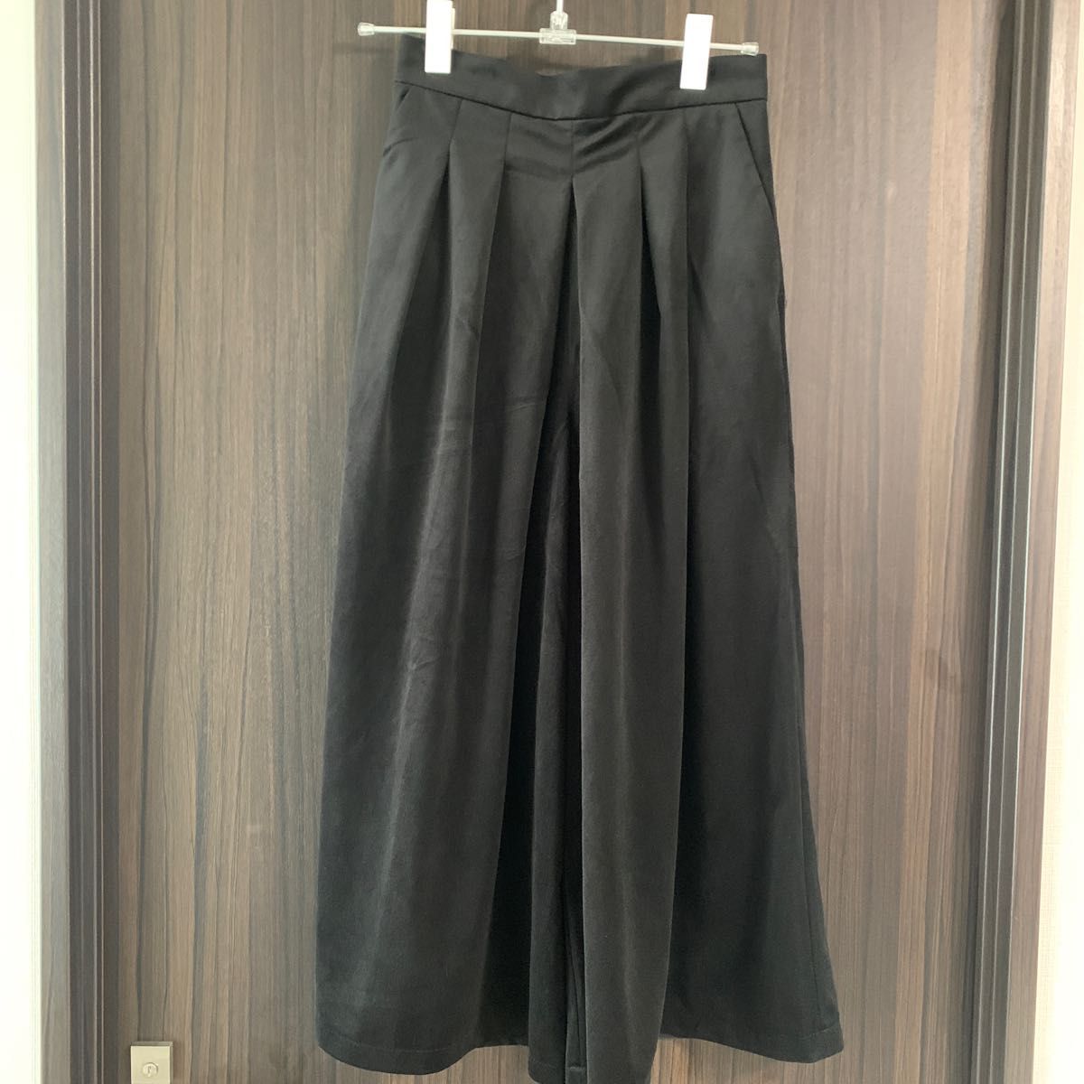 スカートパンツ　黒　M  タグ付き　新品  