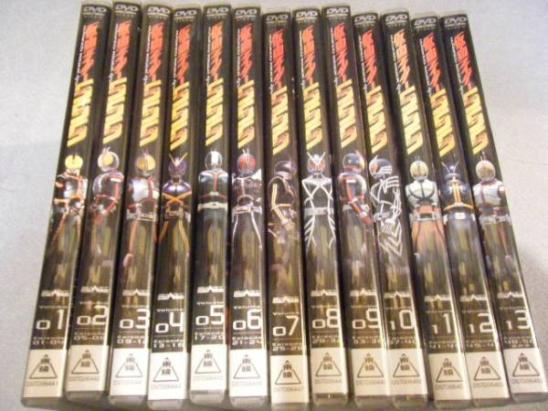 通常版　仮面ライダー555 ファイズ DVD　全 13巻