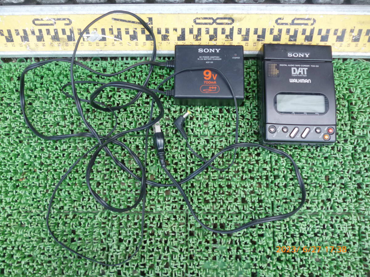 ジャンク SONY TCD-D3 WALKMAN DAT カセットレコーダー - 通販