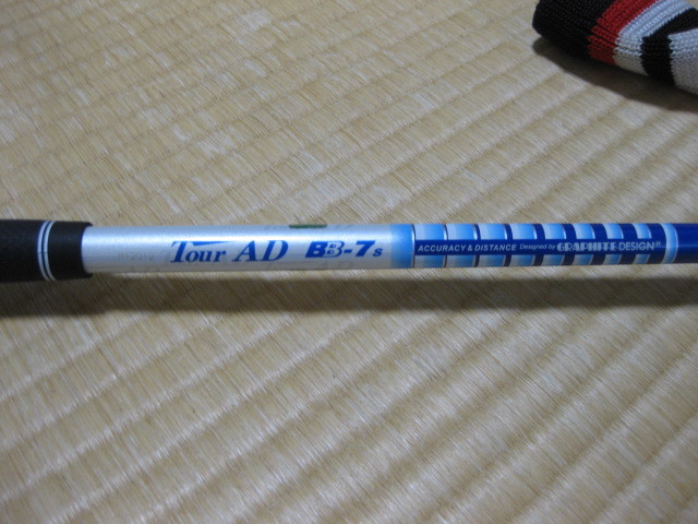 Titleist 910F 3W 15°軸BB  - 帶頭蓋的7s    原文:タイトリスト 910F 3W 15° シャフト BB-7s ヘッドカバー付 