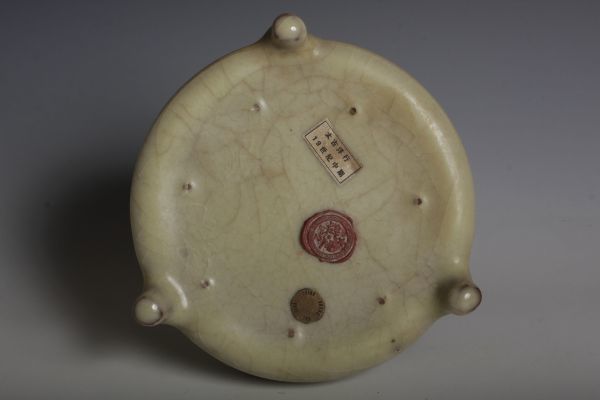 7957 中国陶器 青磁三つ足盤(木箱) 径14.3cm 水盤 盆栽 盆景 華道具 検 