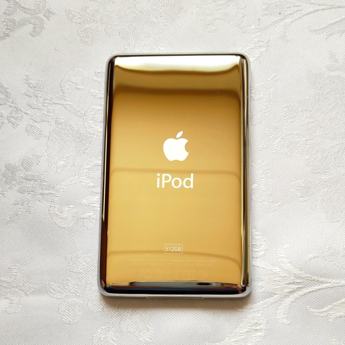 美品】【大容量化】iPod Classic 第5世代 ホワイト 512GB