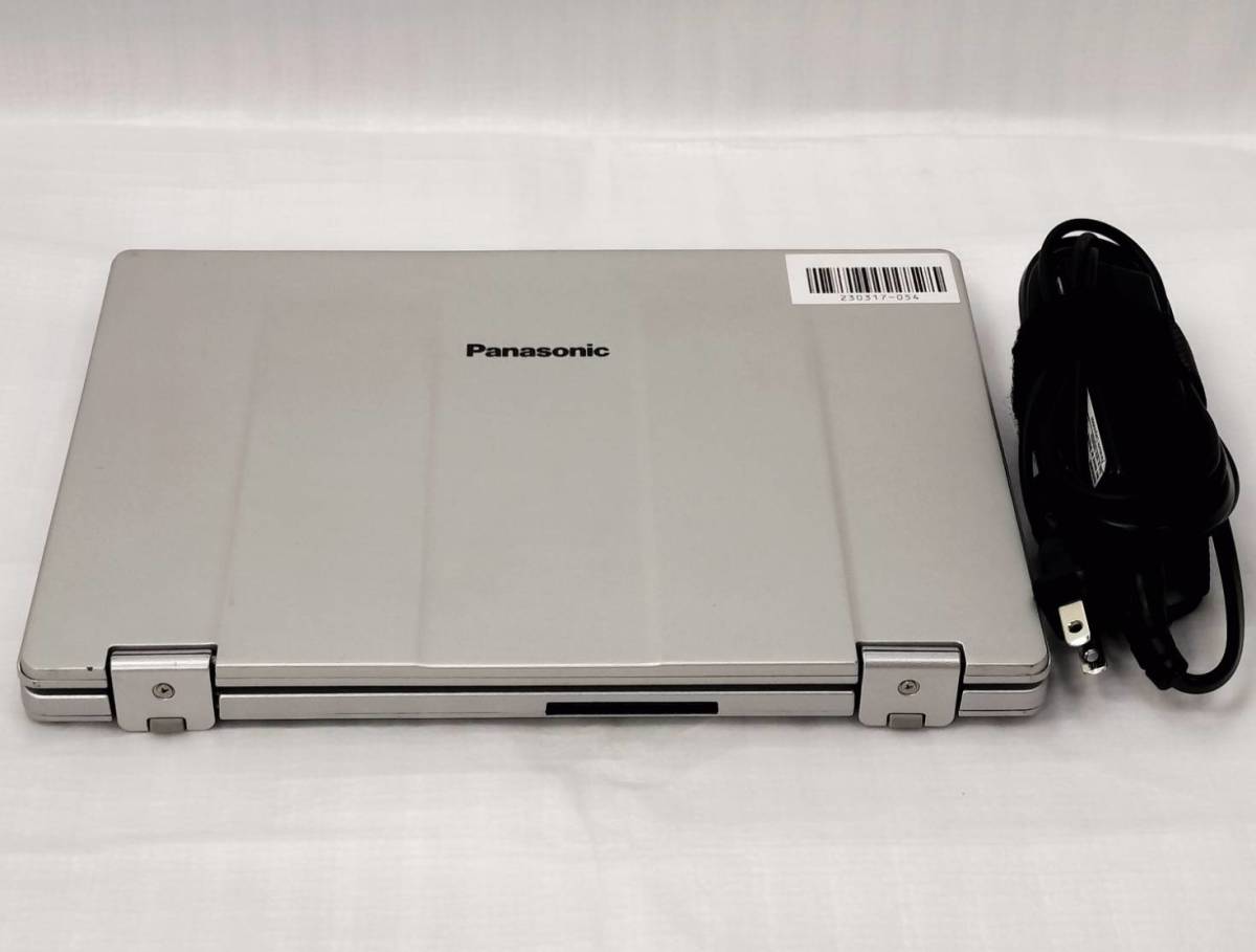 おトク情報がいっぱい! Let's 動作品・2-in-1中古ノートパソコン10.1