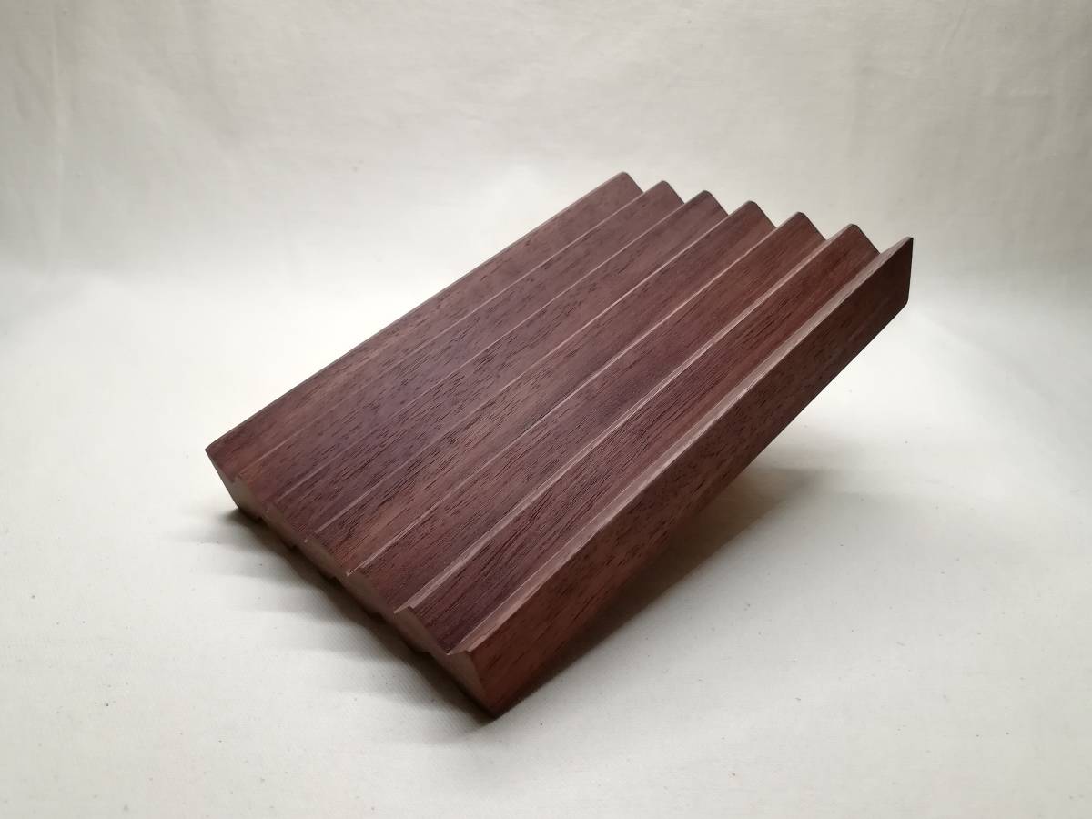無垢材ハンドメイド、木工作家、ア-ト作品、美術品、芸術、ペンおき