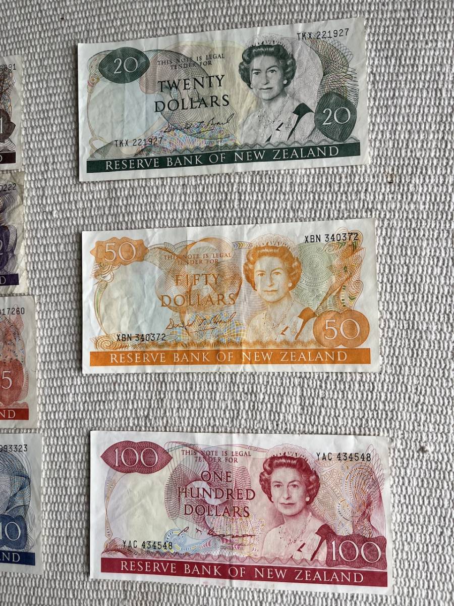 ニュージーランド旧紙幣 5ドル-