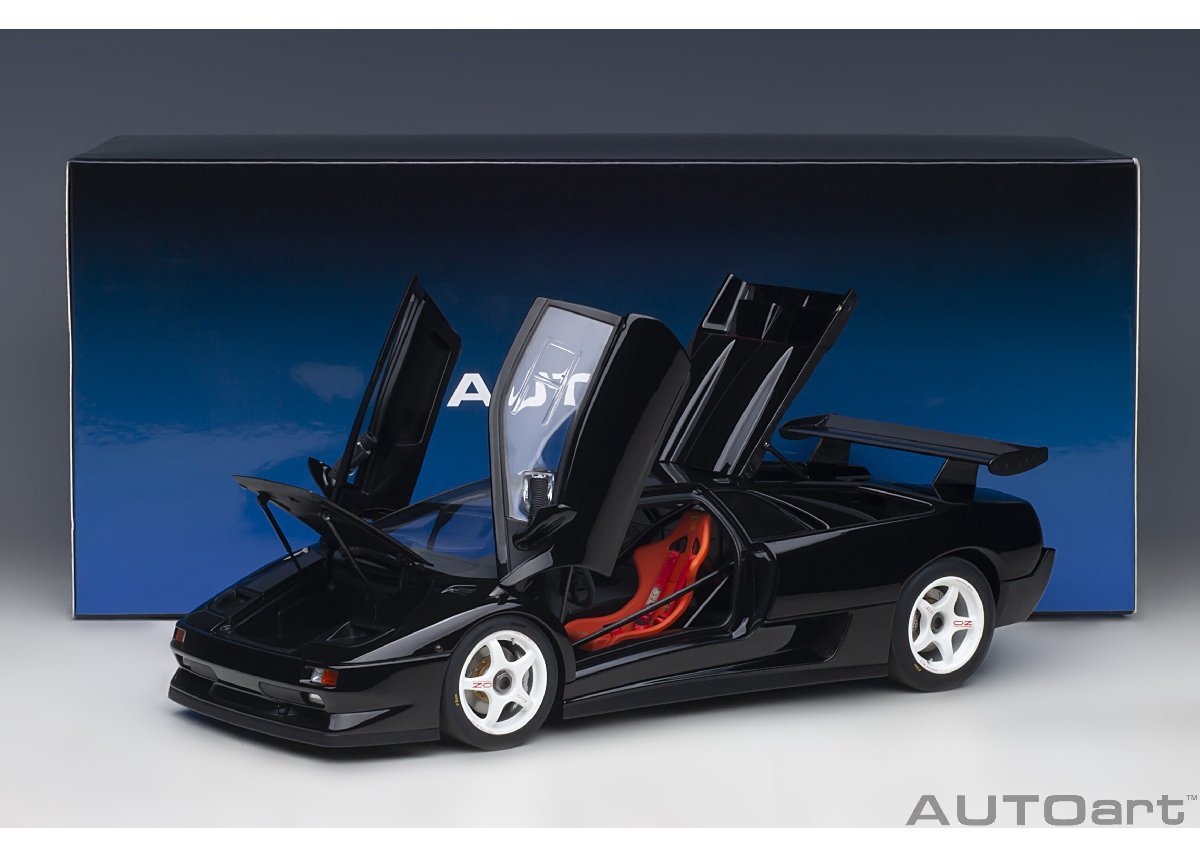 AUTO art 79146 1/18 ランボルギーニ ディアブロ SV-R (DEEP BLACK