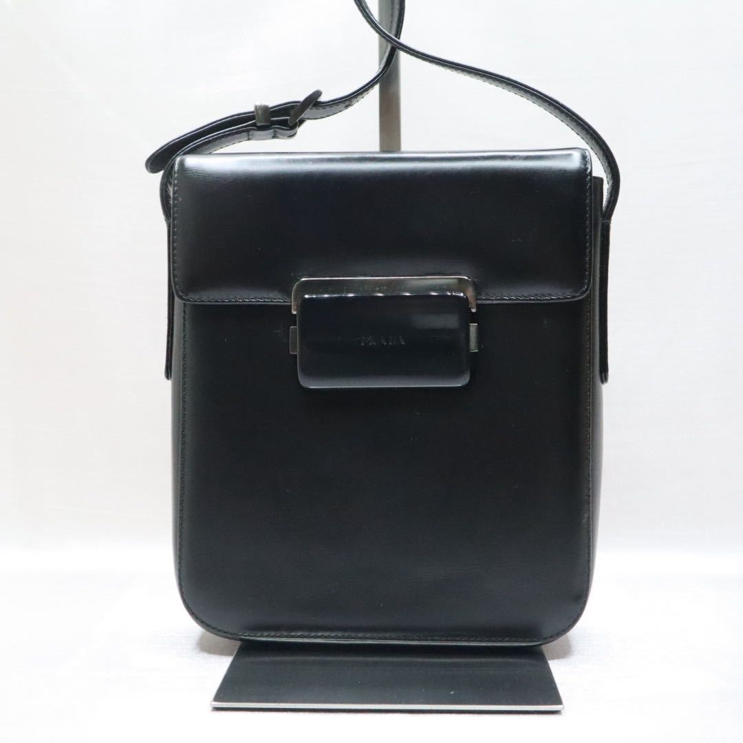 PRADA プラダ ショルダーバッグ フラップ ポシェット ポーチ ロゴ 金具