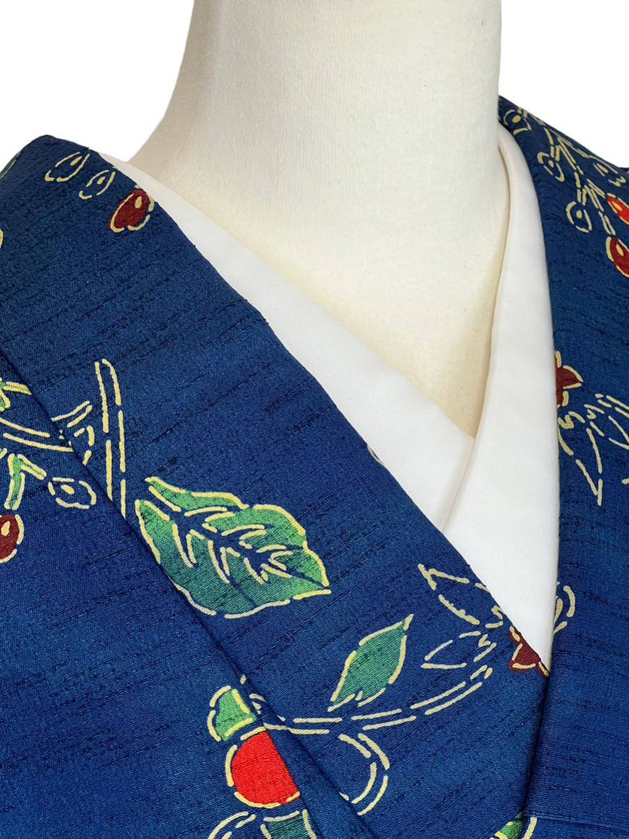 小紋 単衣 単衣着物 紬 着物 きもの カジュアル着物 リサイクル着物 kimono 中古 青 ブルー 仕立て上がり 身丈164cm 裄丈64cm_画像3