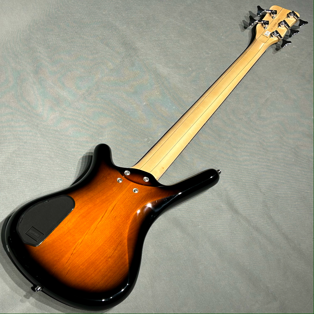 Warwick RockBass Corvette Classic 5st Almond Sunburst Transparent High Polish outlet special price goods Warwick 5 string base 