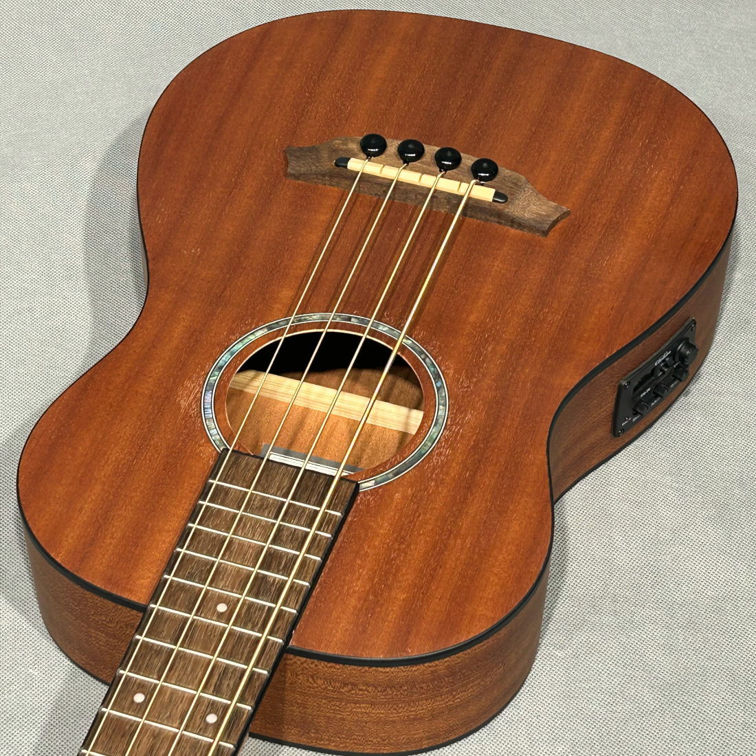 Cordoba Mini II Bass MH-E 1本限りのアウトレット特価品 コルドバ