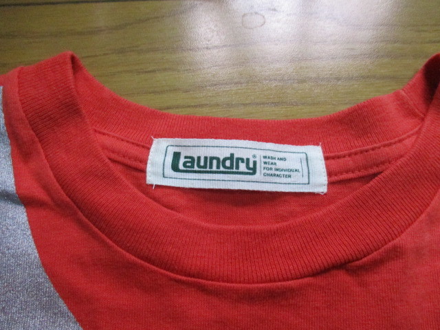 激レア！　Laundry　ウルトラマン　コラボ　だまし絵　Tシャツ　赤　Ｍサイズ　日本製_画像3