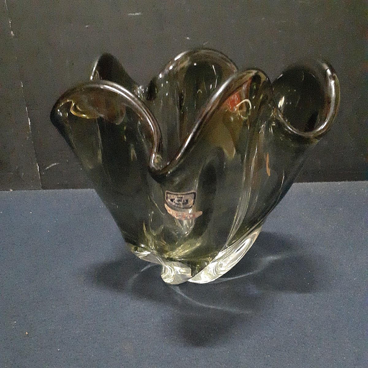 Art Glass アートグラス 花瓶 花器 フラワーベース 高さ約19cm 横約22cm 箱入り_画像2