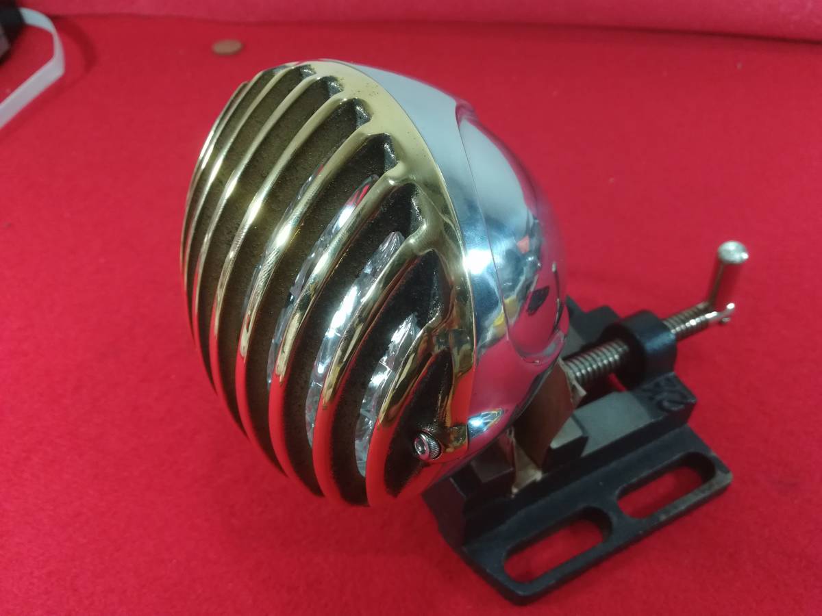 真鍮グリル 鋳物 バードゲージ ヘッドライト H4 ハーレー カフェレーサー チョッパー ボバー ドラッグスター ＳＲ グラストラッカー　5_画像1