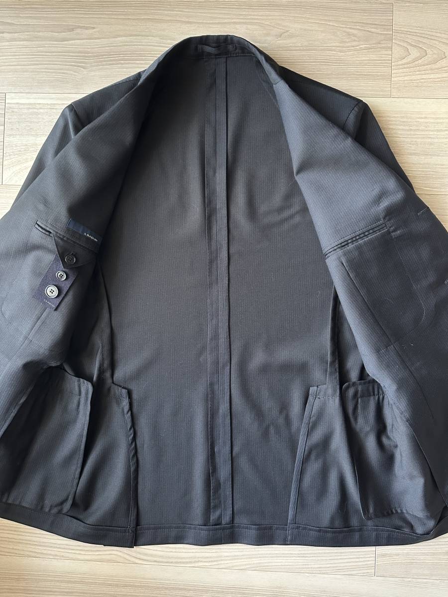 定価13,7万 LARDINI ラルディーニ 3Bジャケット 春夏用 52サイズ | www