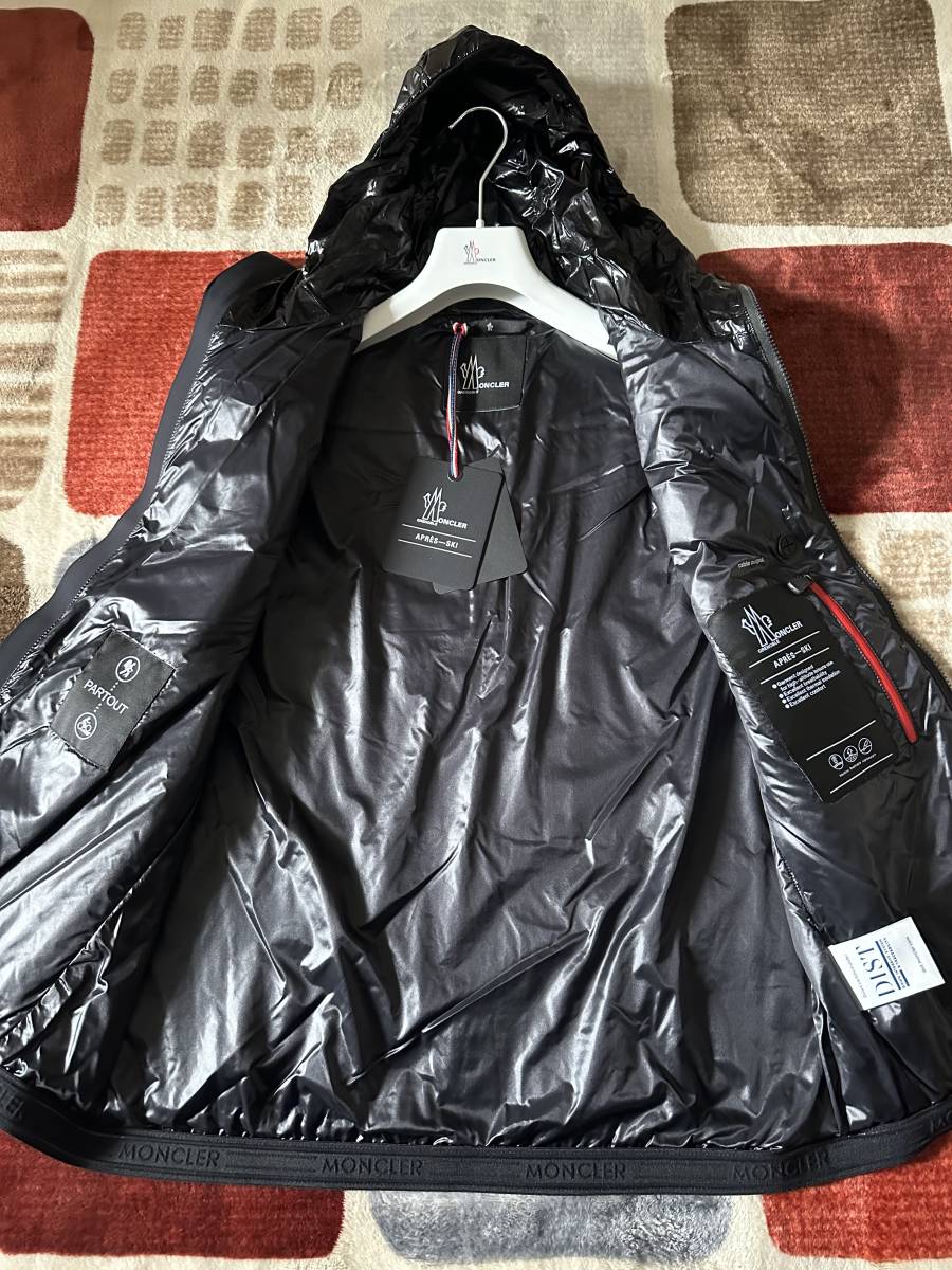 定価13,2万円 MONCLER GRENOBLE モンクレールグルノーブル SALANTIN