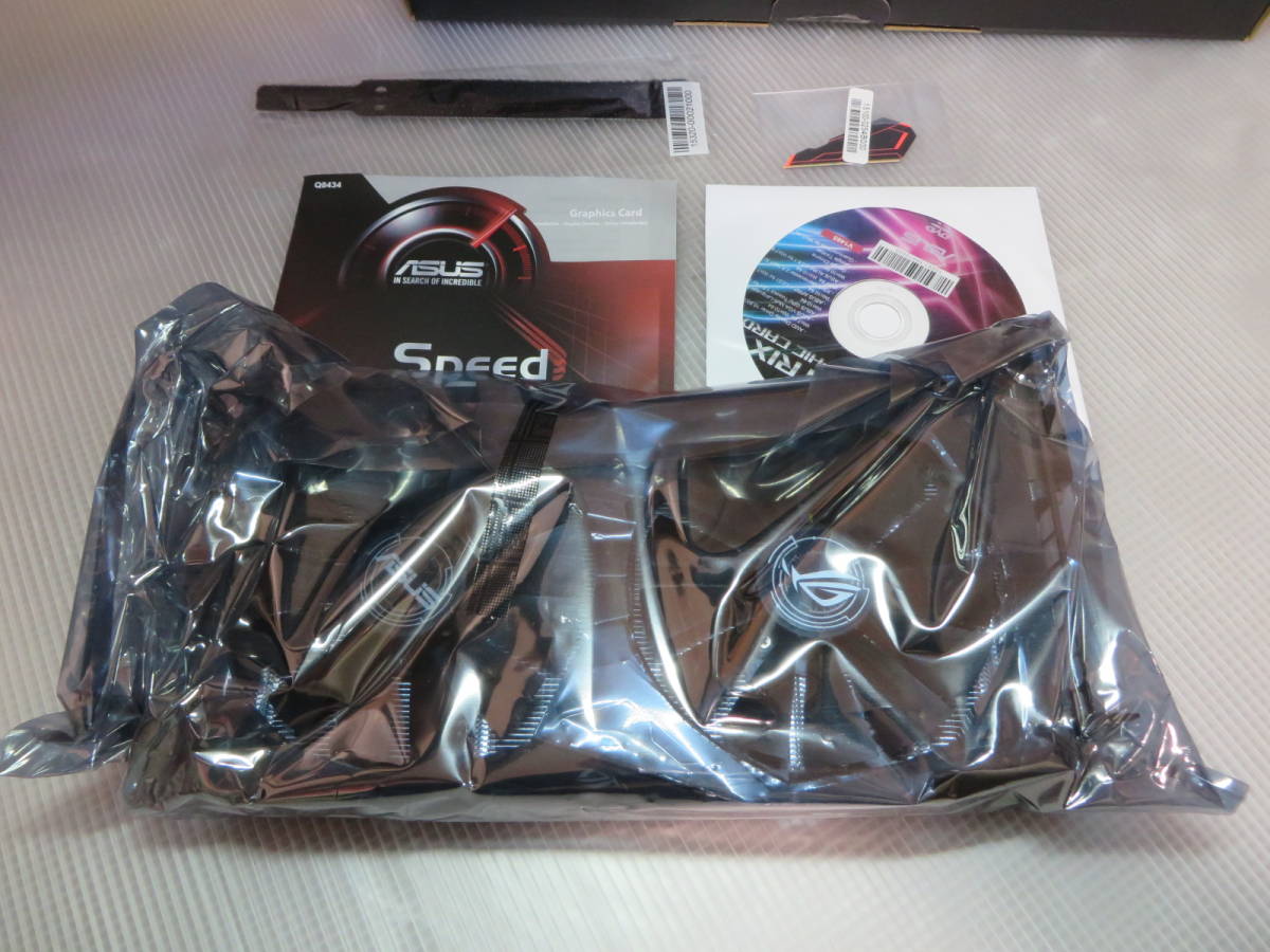 可愛いクリスマスツリーやギフトが! ASUS 8GB RX570 RADEON PCI