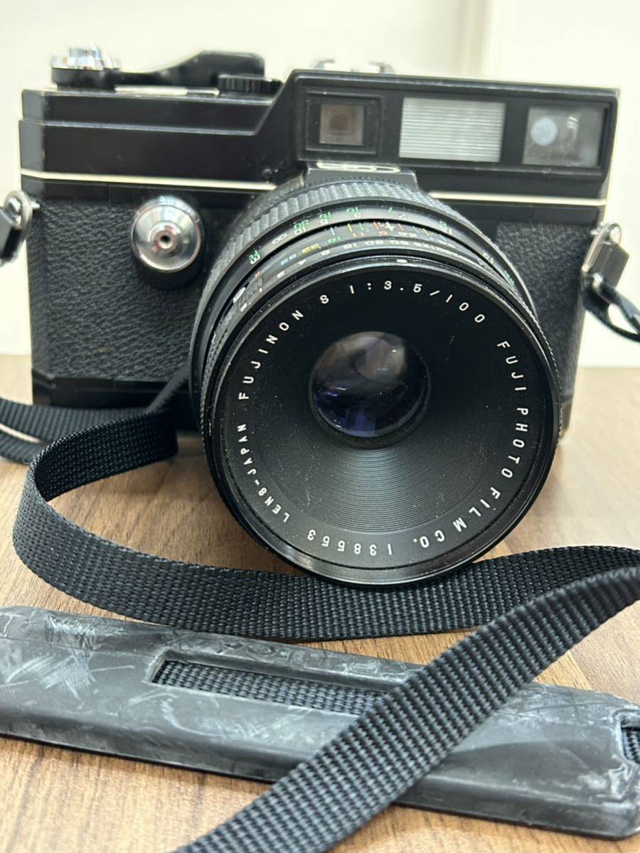 FUJICA フジカ GL690 Professional ブラックフィルムカメラ 1 FUJICA フジカ GL690 Professional ブラックフィルムカメラ 1