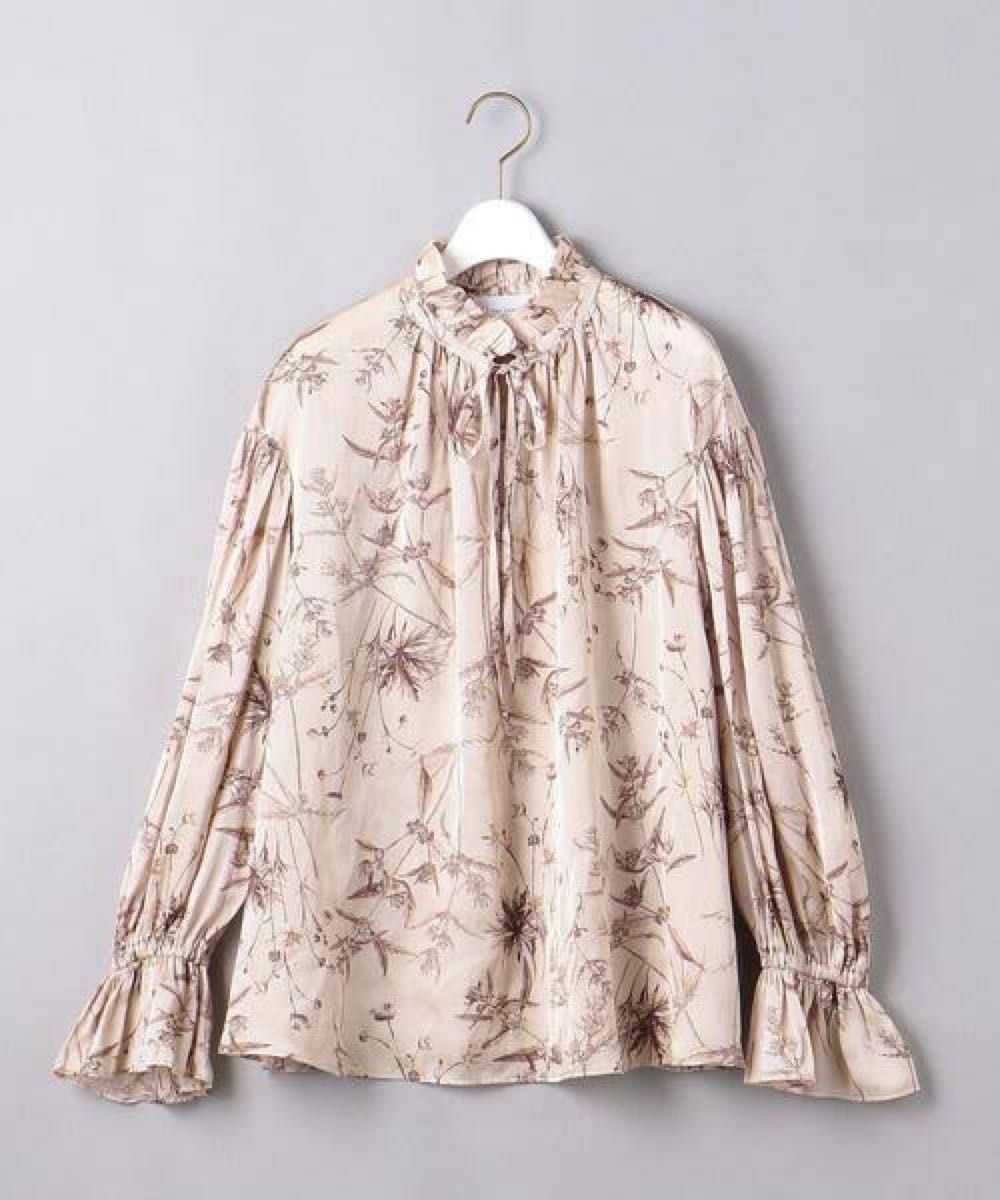 UNITED ARROWS ボタニカルプリント フリルブラウス