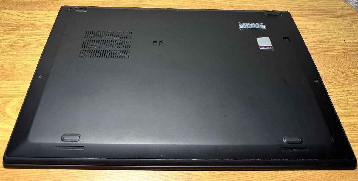 Lenovo X1 Carbon Corei7-8550 サクサク動き