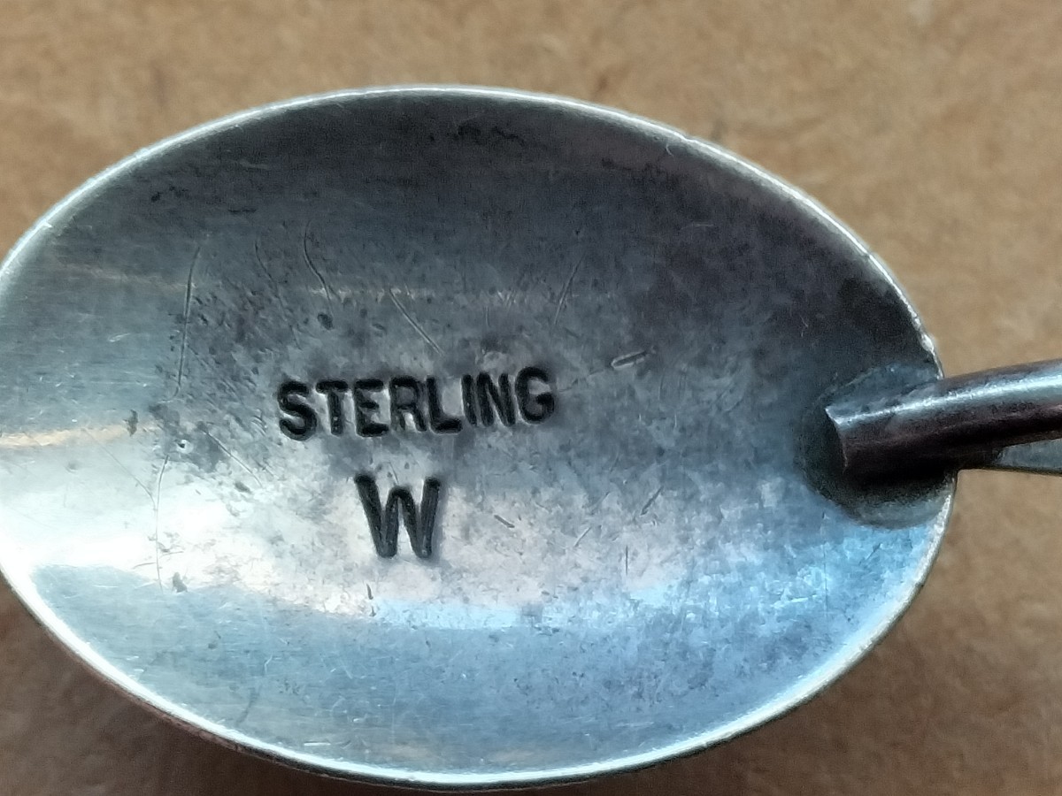 ヴィンテージ　インディアンジュエリー　ナバホ　ターコイズ　STERLING W作 ズニ　シルバー925　銀　ビンテージ　ペンダント_画像2