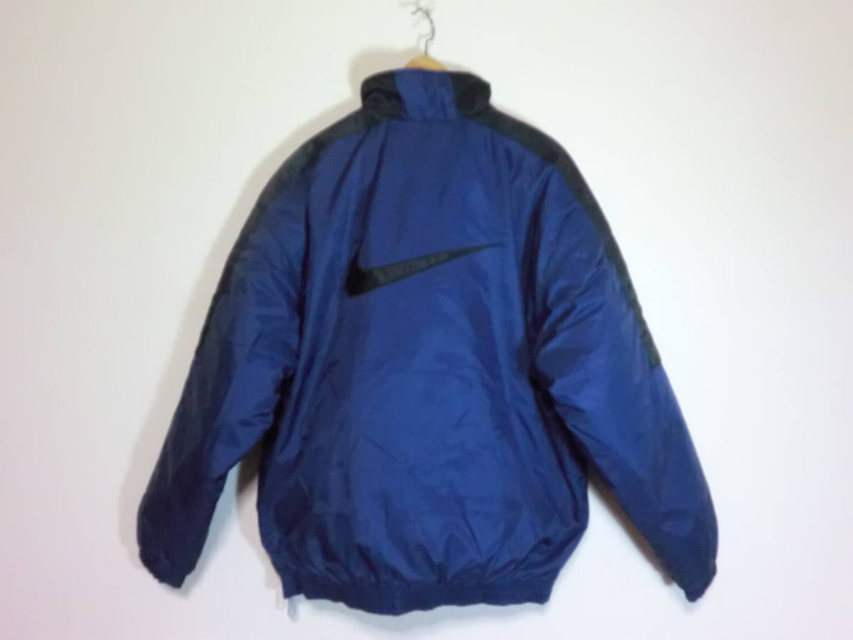最も NIKE 90年代 90s 状態良好 ナイキ アノラック デカロゴ 濃紺x黒 香港製 中綿入り プルオーバージャケット ナイロン ジャンパー、ブルゾン 最も NIKE 90年代 90s 状態良好 ナイキ アノラック デカロゴ 濃紺x黒 香港製 中綿入り プルオーバージャケット ナイロン ジャンパー、ブルゾン