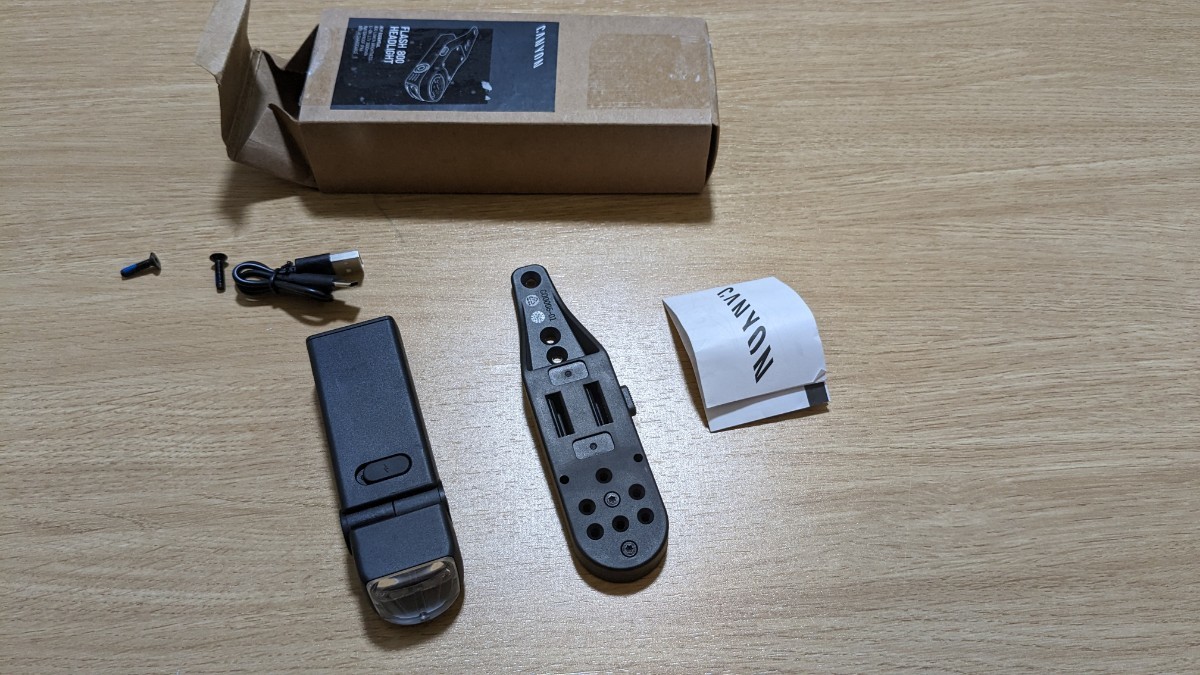 CANYON FLASH 800 HEADLIGHT CANYON純正ライト(サイコン CANYON FLASH 800 HEADLIGHT CANYON純正ライト(サイコン