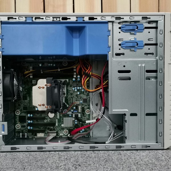 @SV935 秋葉原万世鯖本舗 鯖祭り 東芝 MAGNIA T1340f Xeon-E3-1220v6/Mem-32G/1TBx2/DVD/WinServer2016R2Std正規版_画像4