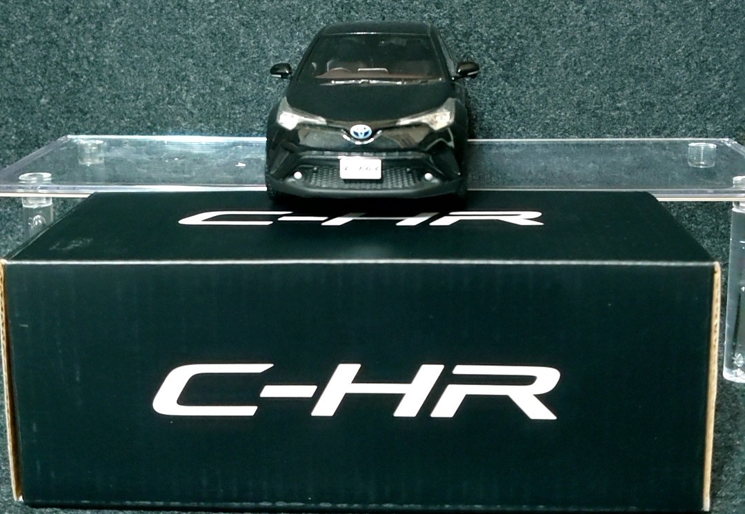 TOYOTA　トヨタ　C-HR　ミニカー　カラーサンプル　ブラック　即決_画像3