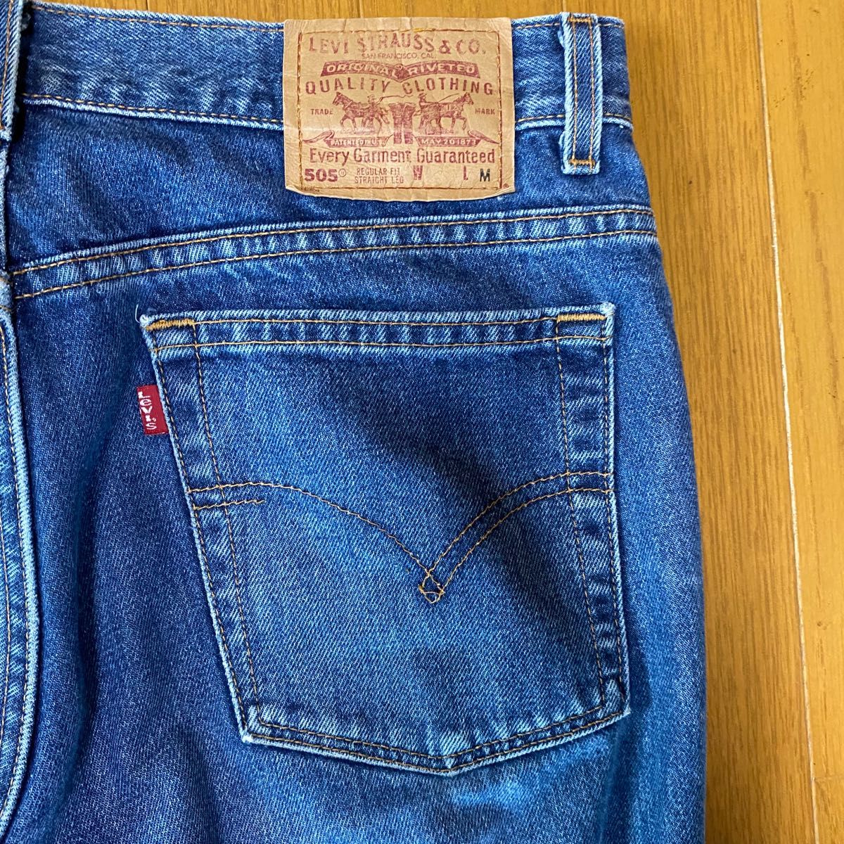 [希少]アメリカ生産 Levi’s 505 テーパードシルエット レギュラーフィット 濃いめ W34  デニムパンツ 古着