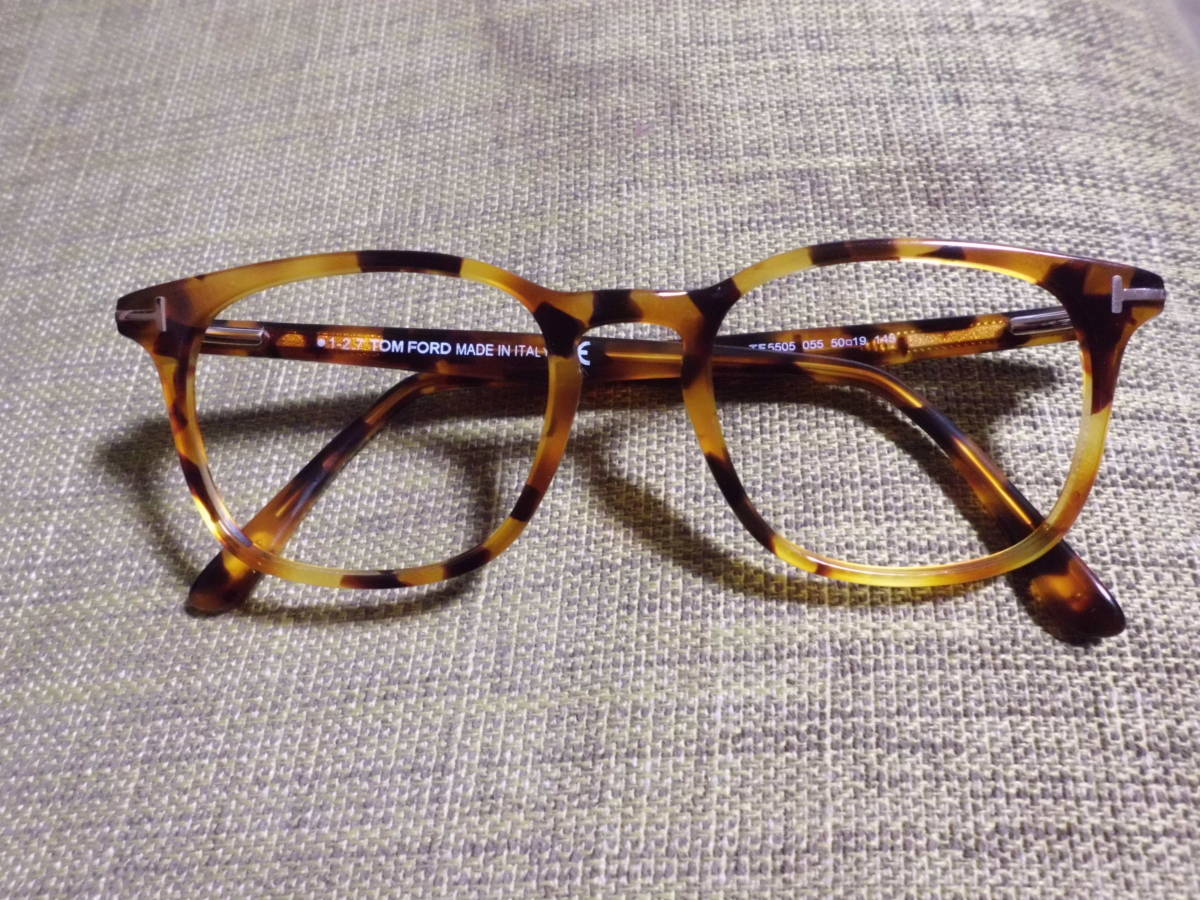 TOM FORD TF5505 50-19-145 トムフォードのメガネフレーム。バネ丁番で