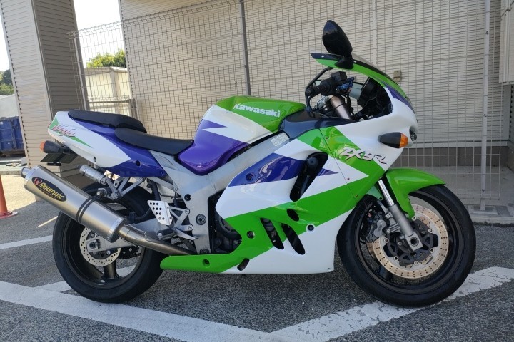 ZX 9R B型 車検1年半以上 問題なく通勤使用中 CBR GSX ZX 9R B型 車検1年半以上 問題なく通勤使用中 CBR GSX