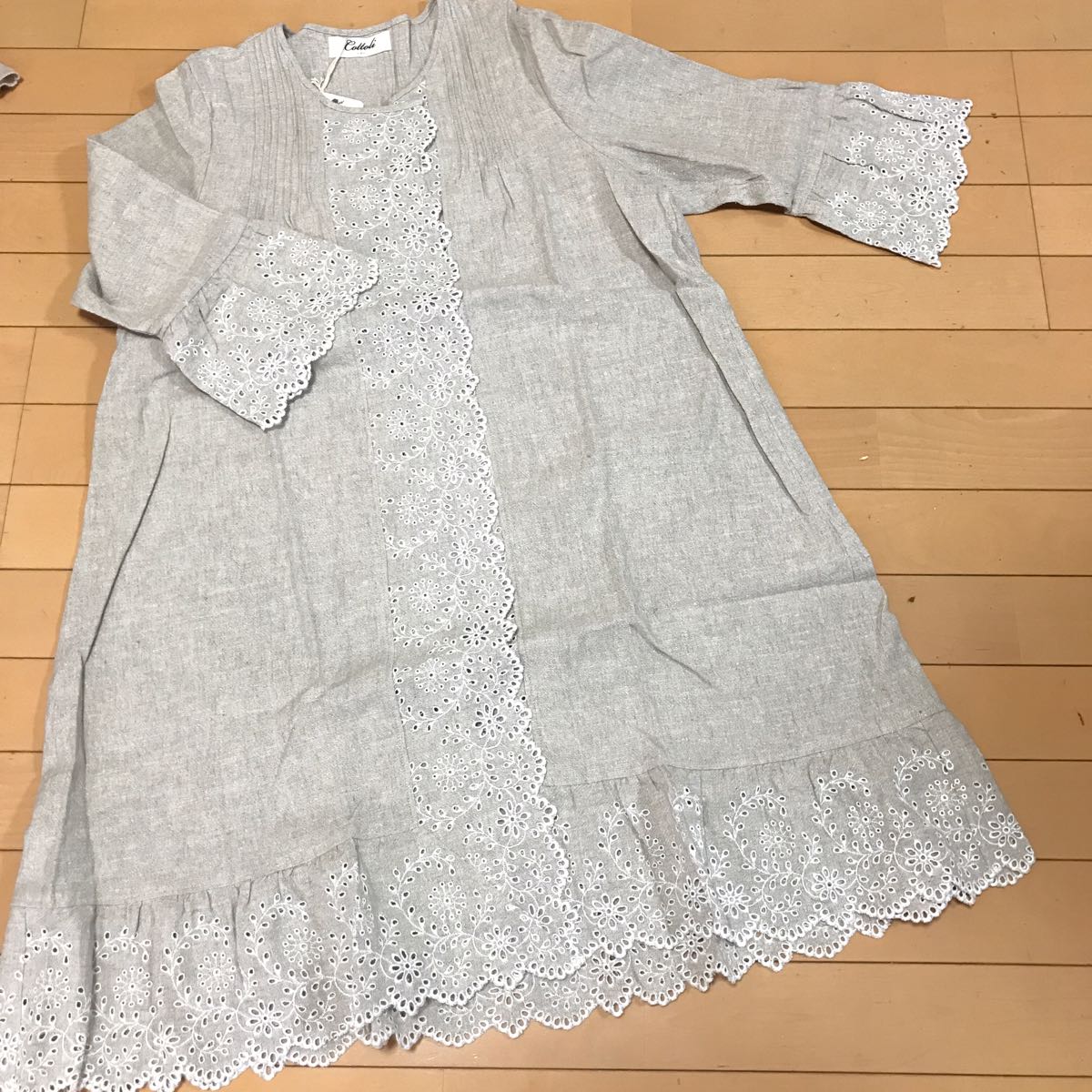 新品 ◆ コトリ Cottoli ◆ ナチュラル 綿麻 リネン混 チュニックワンピース ◆ スカラップレース メルヘン ガーリー_画像1