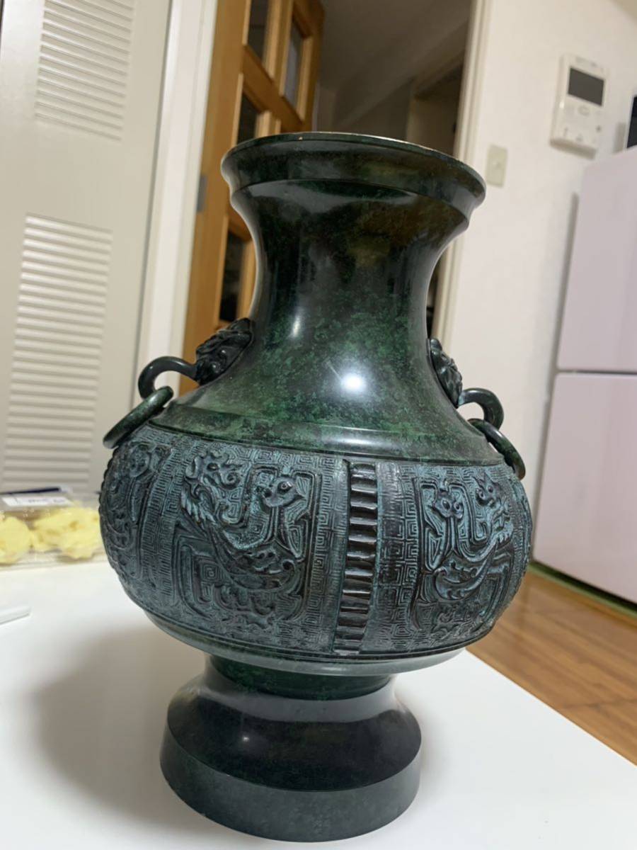 唐物◆時代物　銅製　饕餮紋　双耳大花瓶環付き_画像1