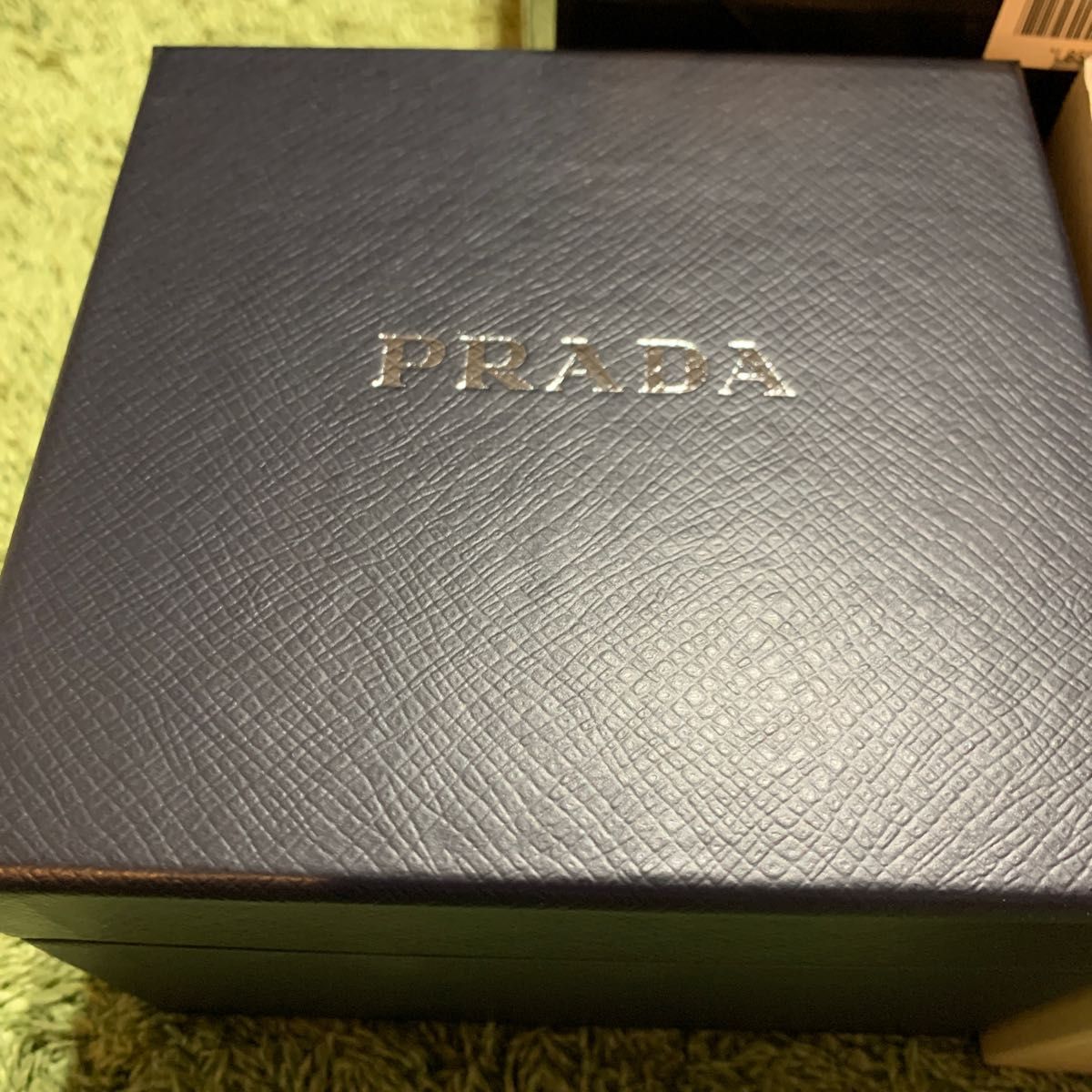 稀少　PRADA 携帯　ガラケー