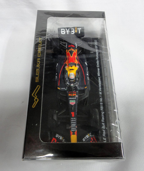 スパーク製 1/43 レッドブル レーシング RB18 フェルスタッペン 鈴鹿サーキット別注 新品未開封_画像2