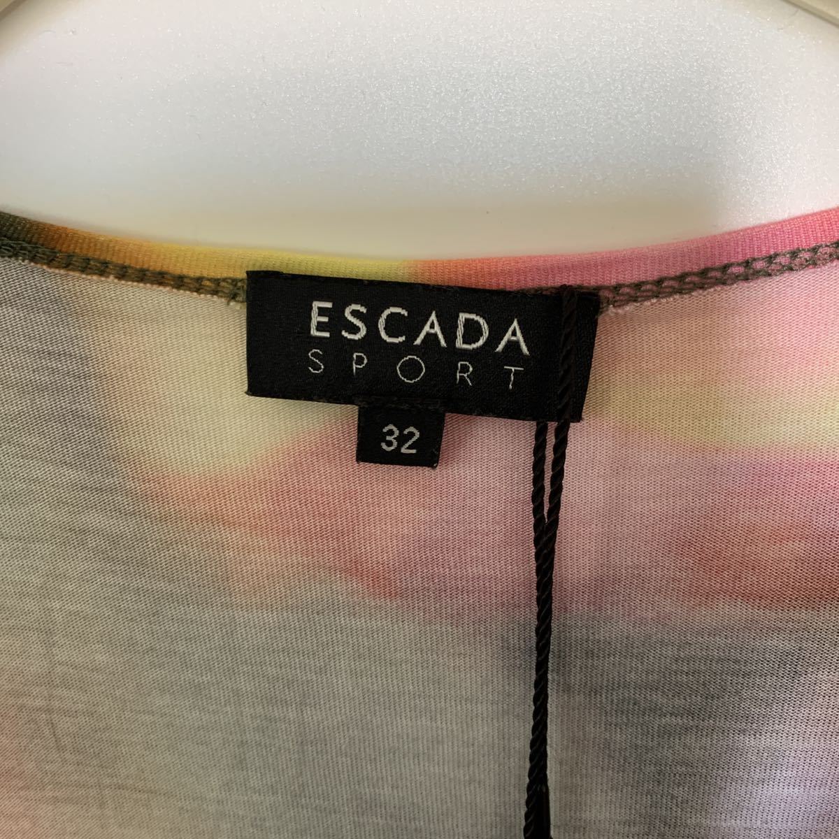  не использовался с биркой Escada s порт ESCADA SPORT акварель рисунок One-piece XS 5.6 десять тысяч 