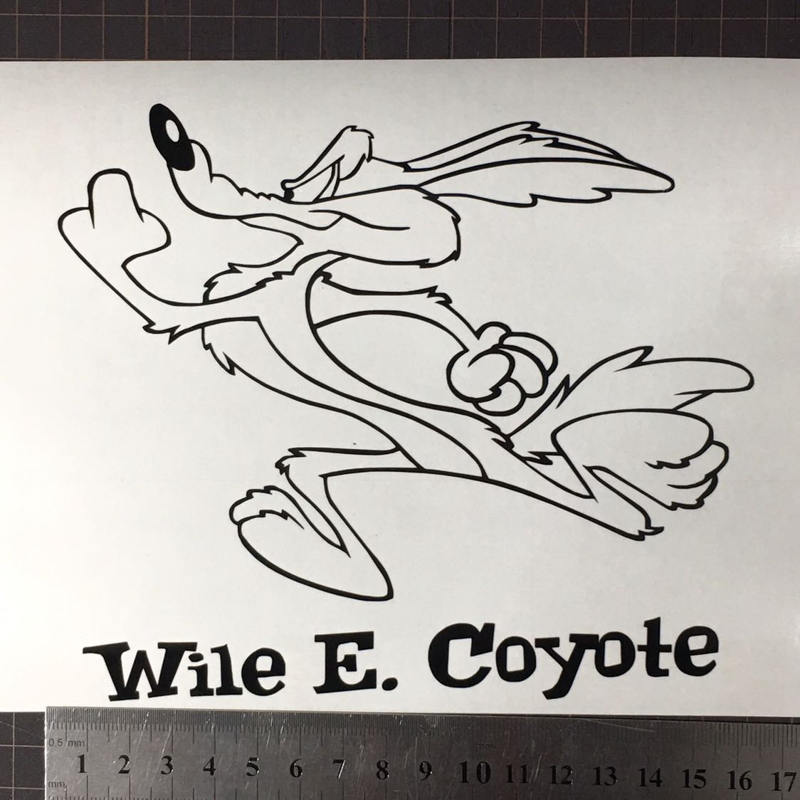 ステッカー Wile E. Coyote ブラック 左向き_画像2