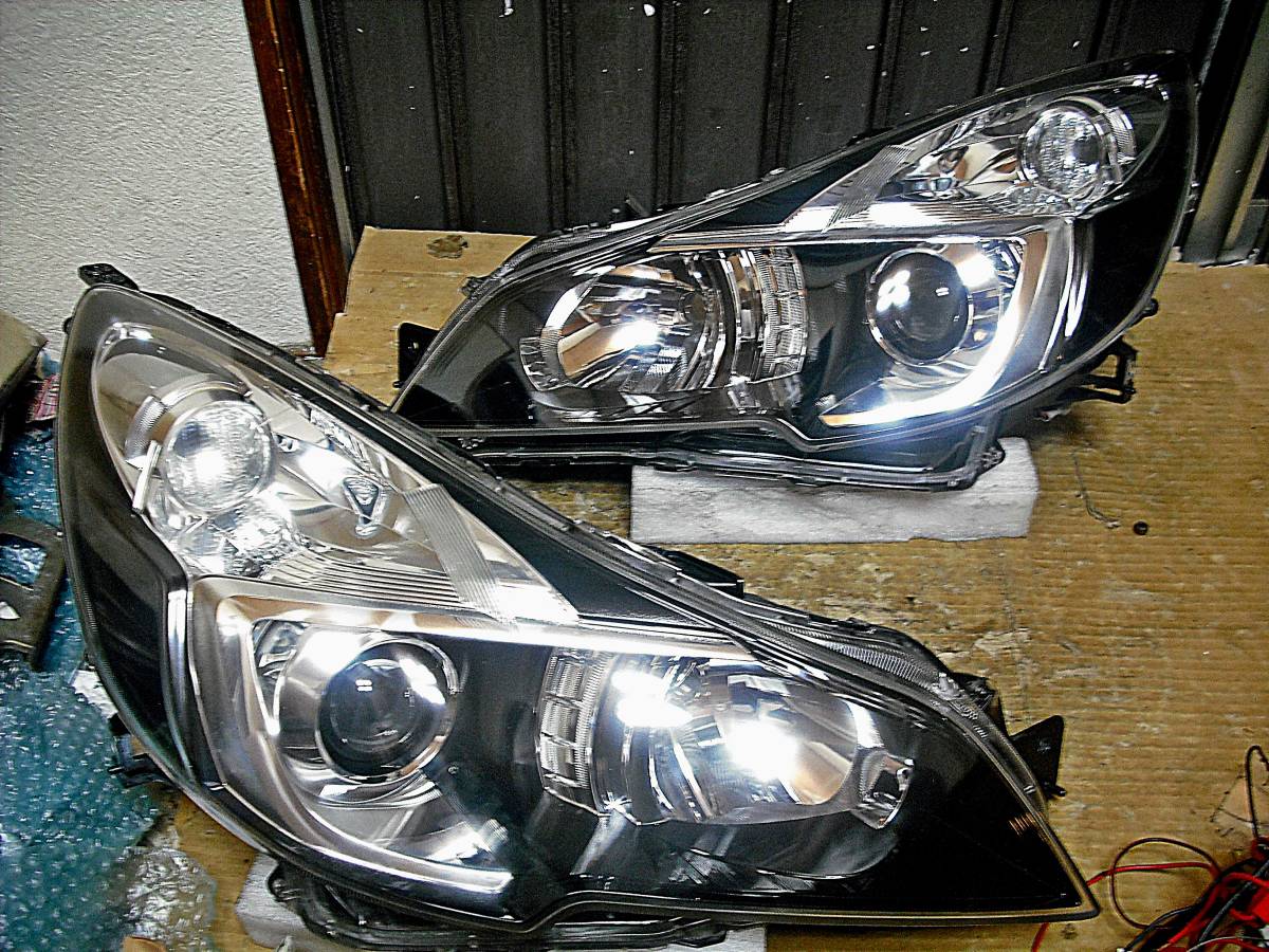 純正 スバル レガシィ 後期 BR9 BM9 HID キセノンヘッドライト左右_画像1