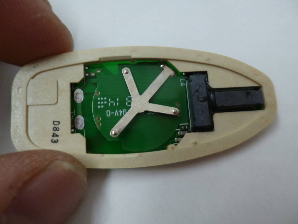 [Z876] Ниссан H20 Elgrand умный ключ "умный" ключ [E51][ рабочее состояние подтверждено ] раздвижные двери с электроприводом с обеих сторон 
