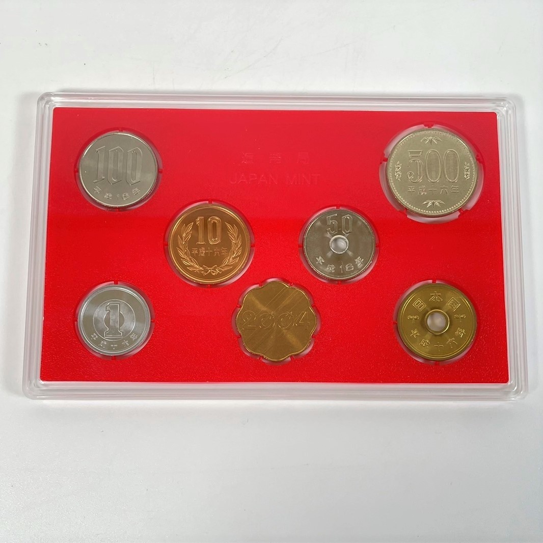 2004年 平成16年 貨幣セット ミントセット 額面666円 記念硬貨 記念貨幣 貨幣組合 HF2916_画像5