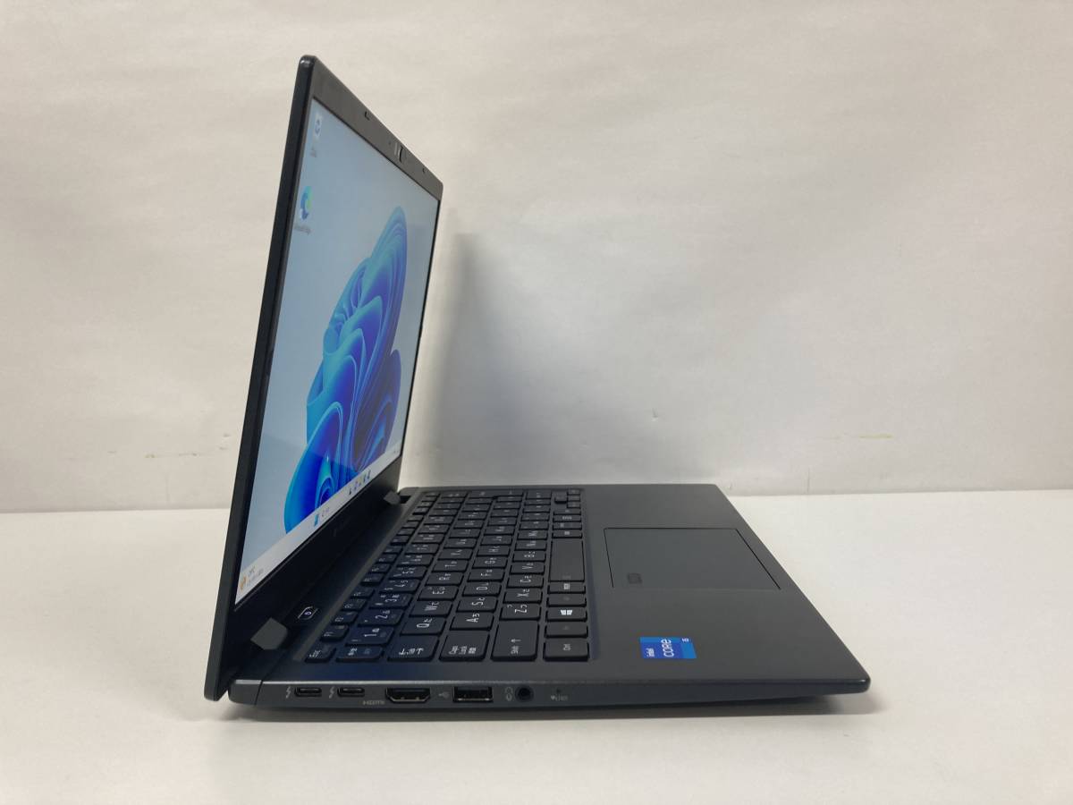 東芝 dynabook G83/HS A6G9HSF8D621/ Core i5-1135G7 2.4GHz / 8GB