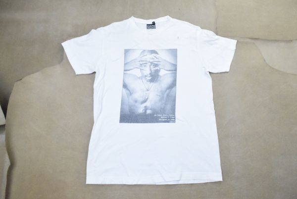 フランス製 TUPAC SHAKUR ラップ Tシャツ 古着 ヴィンテージ ビンテージ 80年代 90年代 ラッパー SNOOP DOGG　2PAC 追悼_画像1