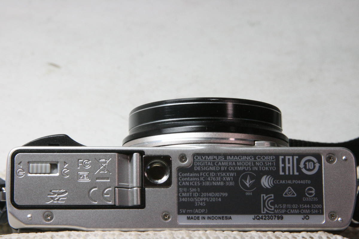 魅力の OLYMPUSオリンパス SP-720UZ デジタルカメラ ブラック 元箱 極上品ランク 
